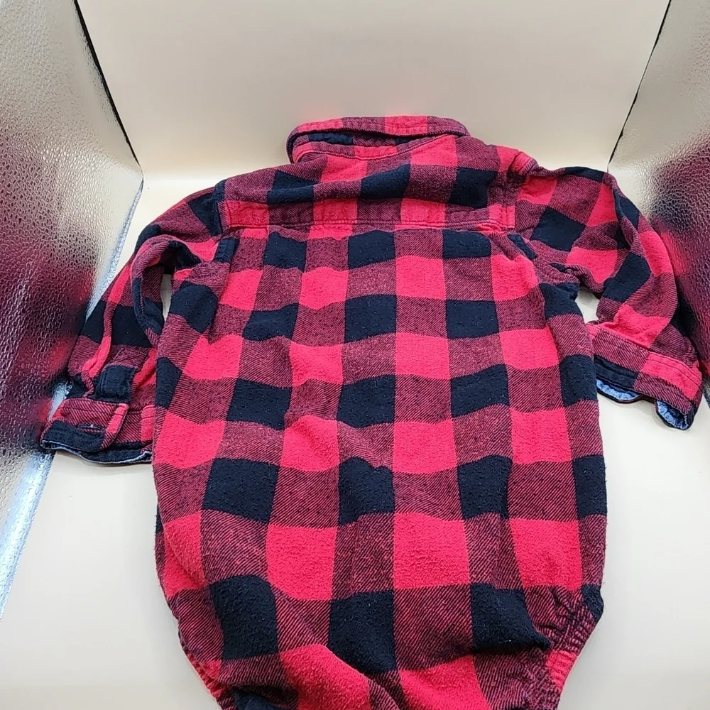 OshKosh Baby 24 Months One Piece Body Suit Red Black Plaid Long Sleeve